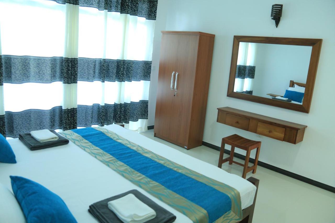 Sri Villa Rest Hikkaduwa Exterior photo
