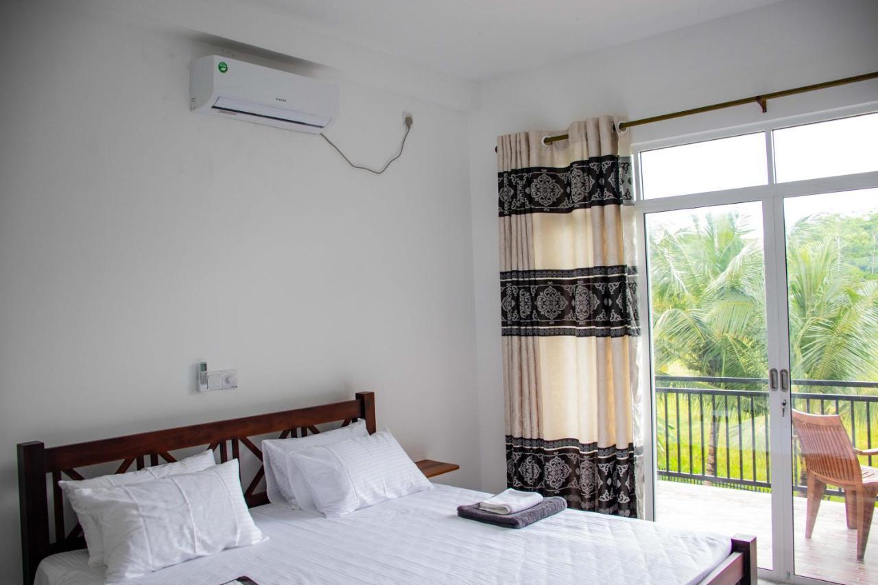 Sri Villa Rest Hikkaduwa Exterior photo